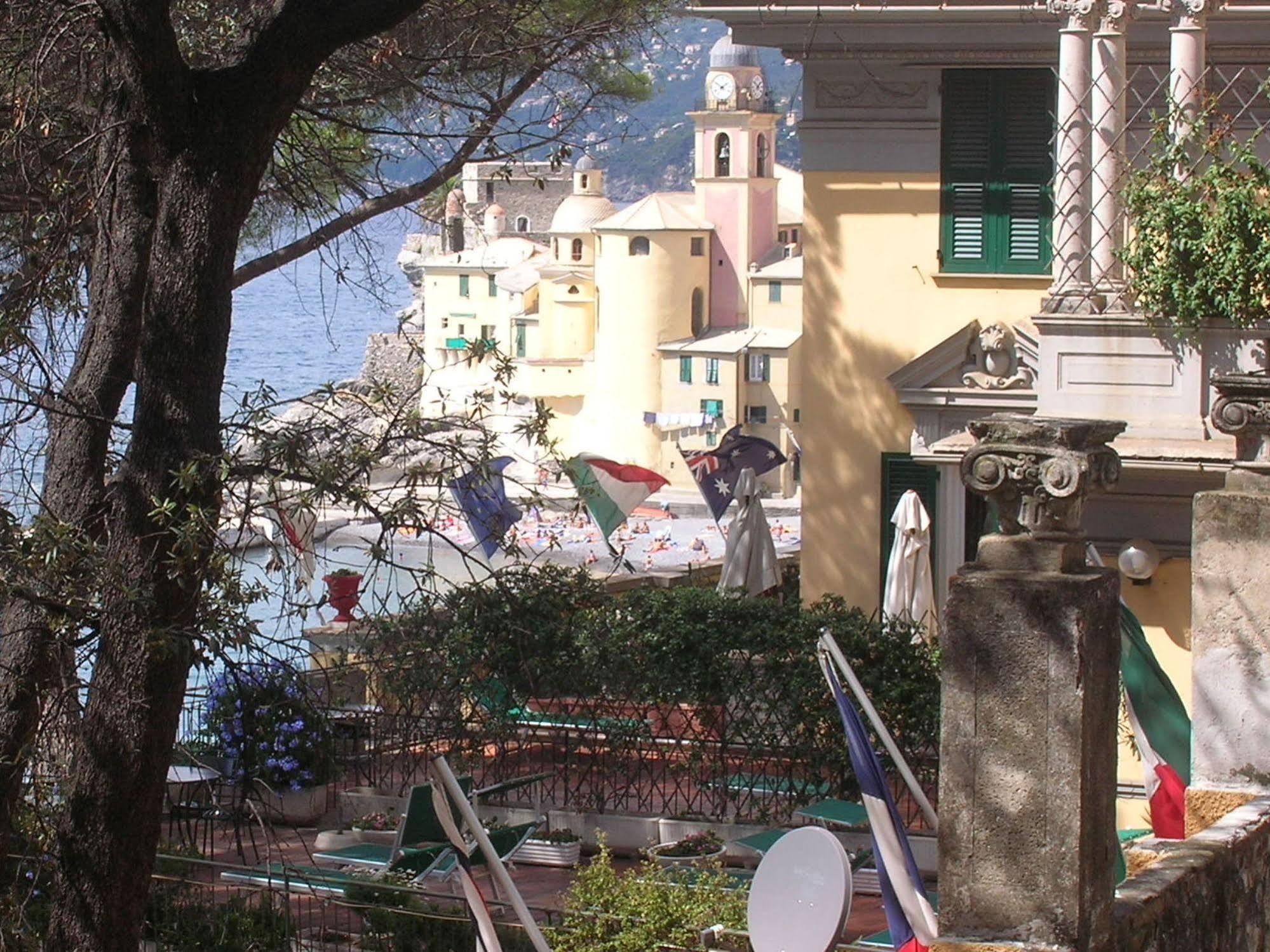 Hotel Casmona Camogli Exterior photo